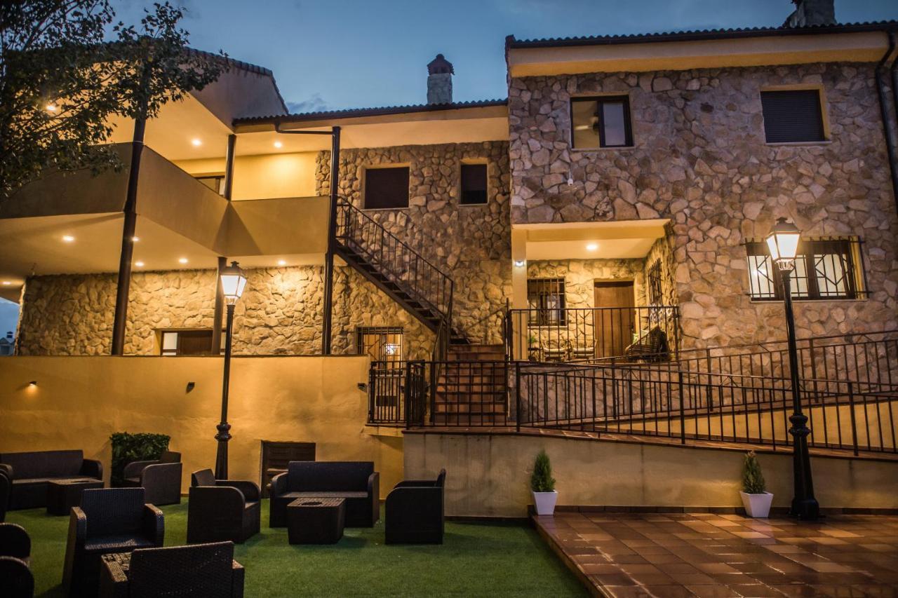 Villa El Encanto Del Alberche Villanueva de Avila Exterior foto